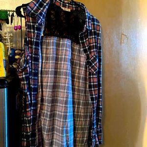 Short Sleeve Checkered Blouse